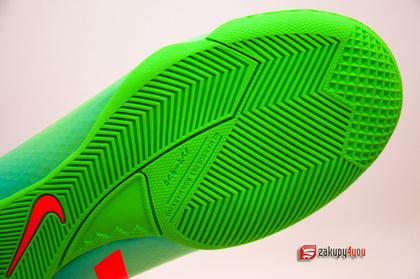 Halówki Nike Mercurial Victory IV IC Najnowsze