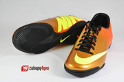 Halówki Nike Mercurial Victory IV IC