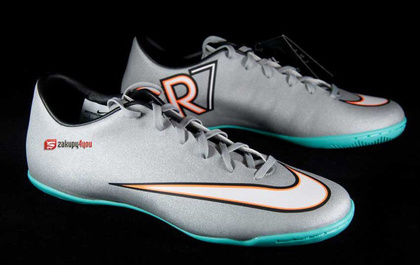 Halówki Nike  Mercurial Victory V IC CR7 - LIMITOWANE