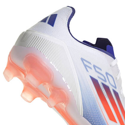 Biało-niebieskie buty piłkarskie Adidas F50 PRO IF1325