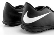 Czarno-białe buty piłkarskie na orlik Nike Bravatax TF 844440-001 JR